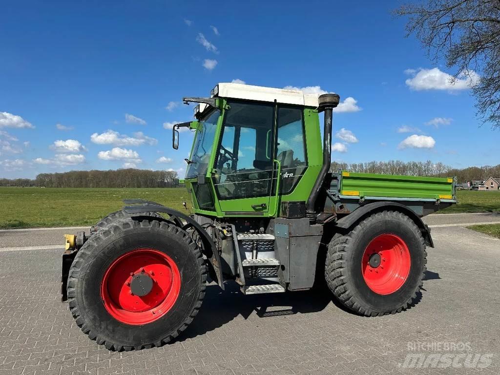 Fendt Xylon 520 Трактора