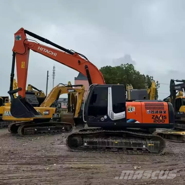 Hitachi ZX200 Гусеничные экскаваторы