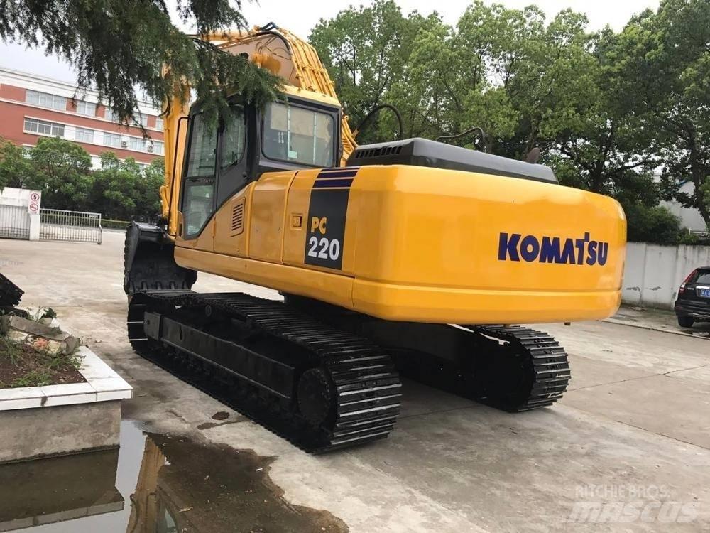 Komatsu PC 220 -7 Гусеничные экскаваторы