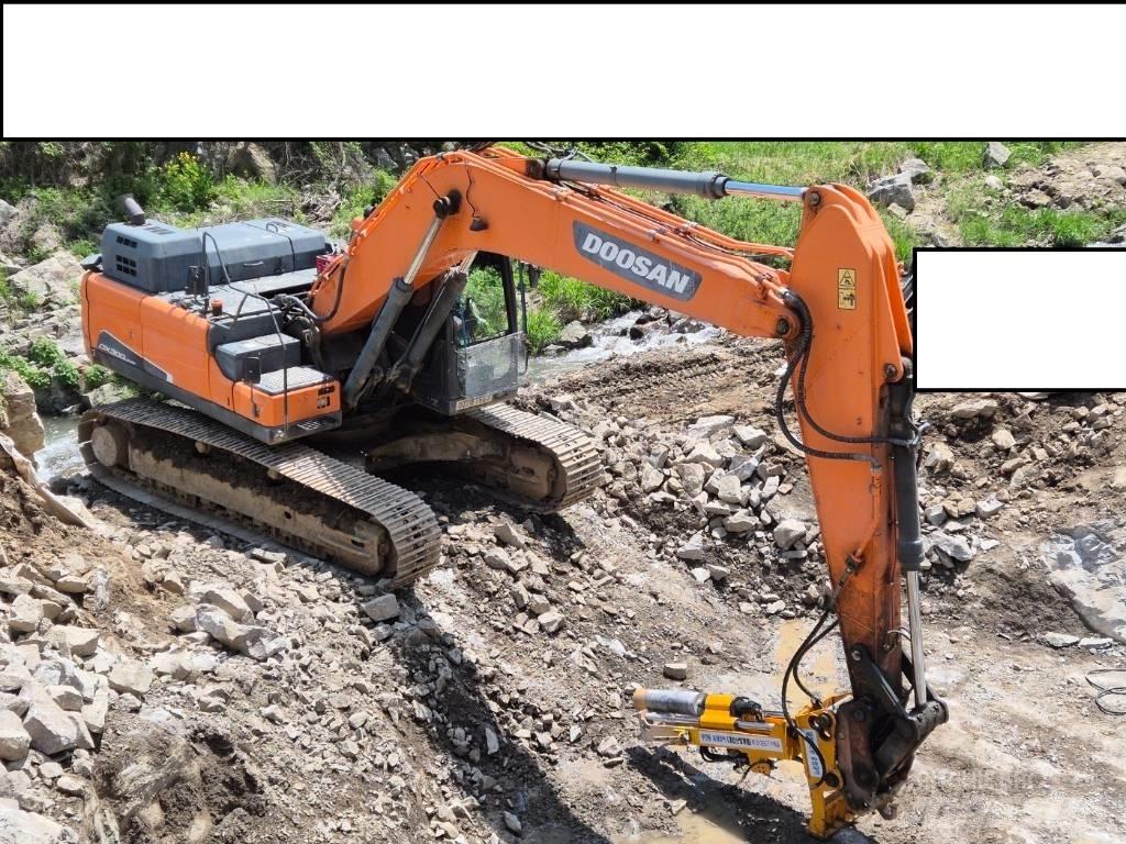 Doosan DX 300 LC-5 Гусеничные экскаваторы