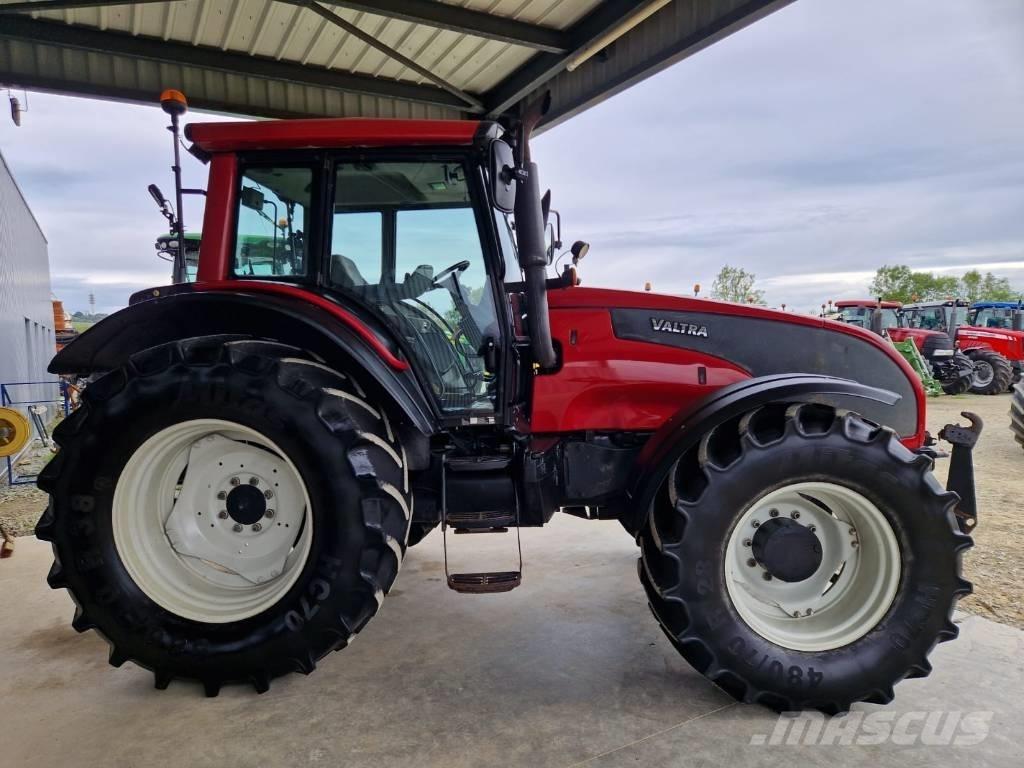 Valtra T 171 Трактора