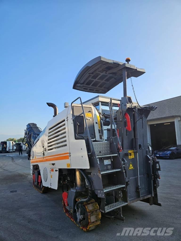 Wirtgen W 100 F Дорожные фрезы