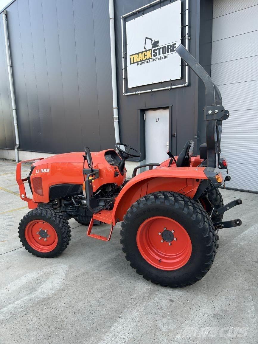 Kubota L1-382 (5278) Коммунальные тракторы
