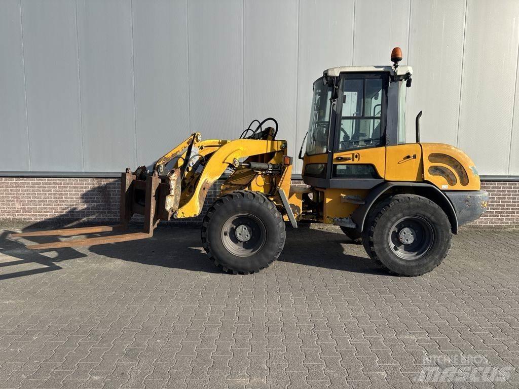 Terex TL70 Фронтальные погрузчики