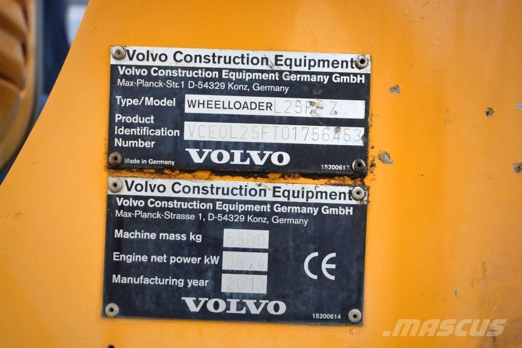 Volvo L 25 F Z Фронтальные погрузчики
