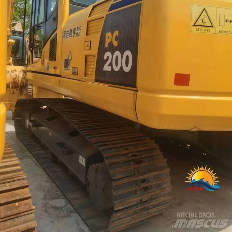Komatsu PC 200 Гусеничные экскаваторы