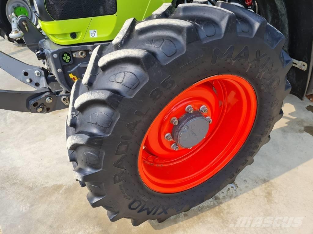 CLAAS Arion 440 CIS Трактора
