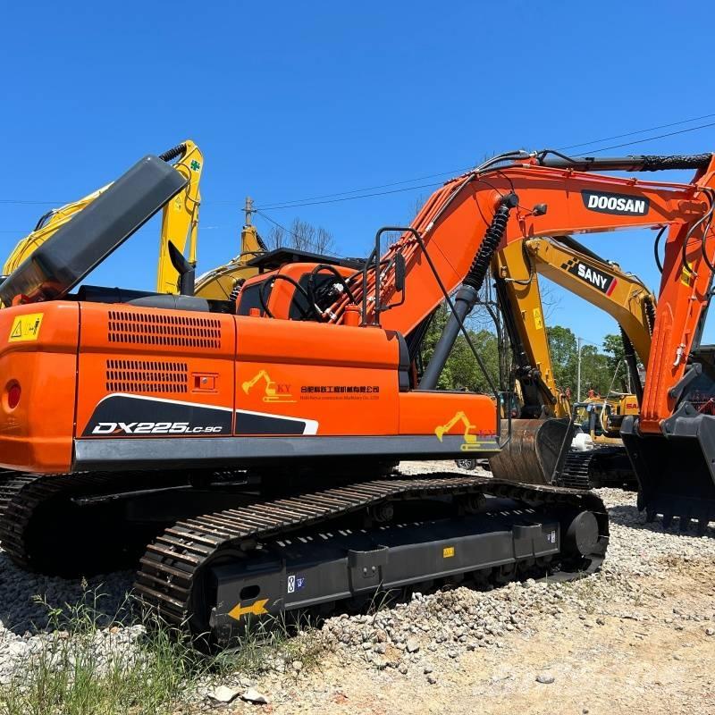 Doosan DX225-9C Гусеничные экскаваторы