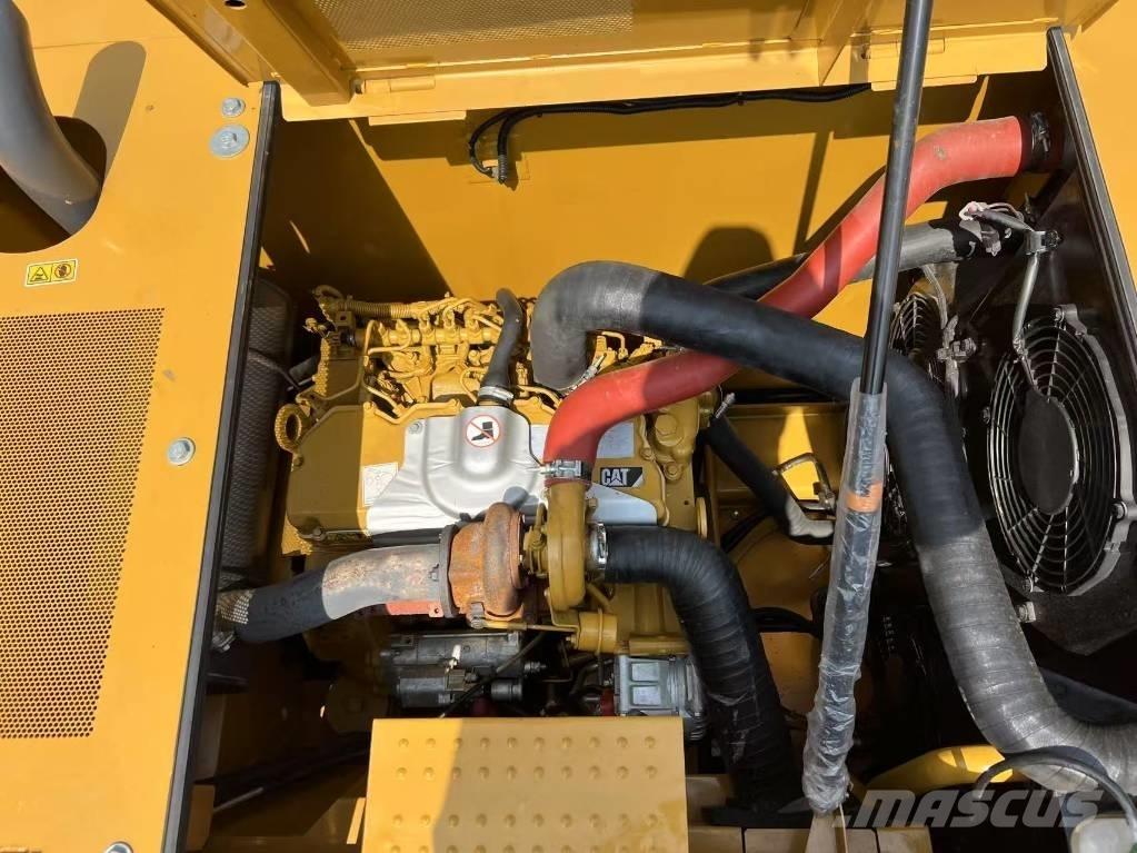 CAT 320 D GC Гусеничные экскаваторы