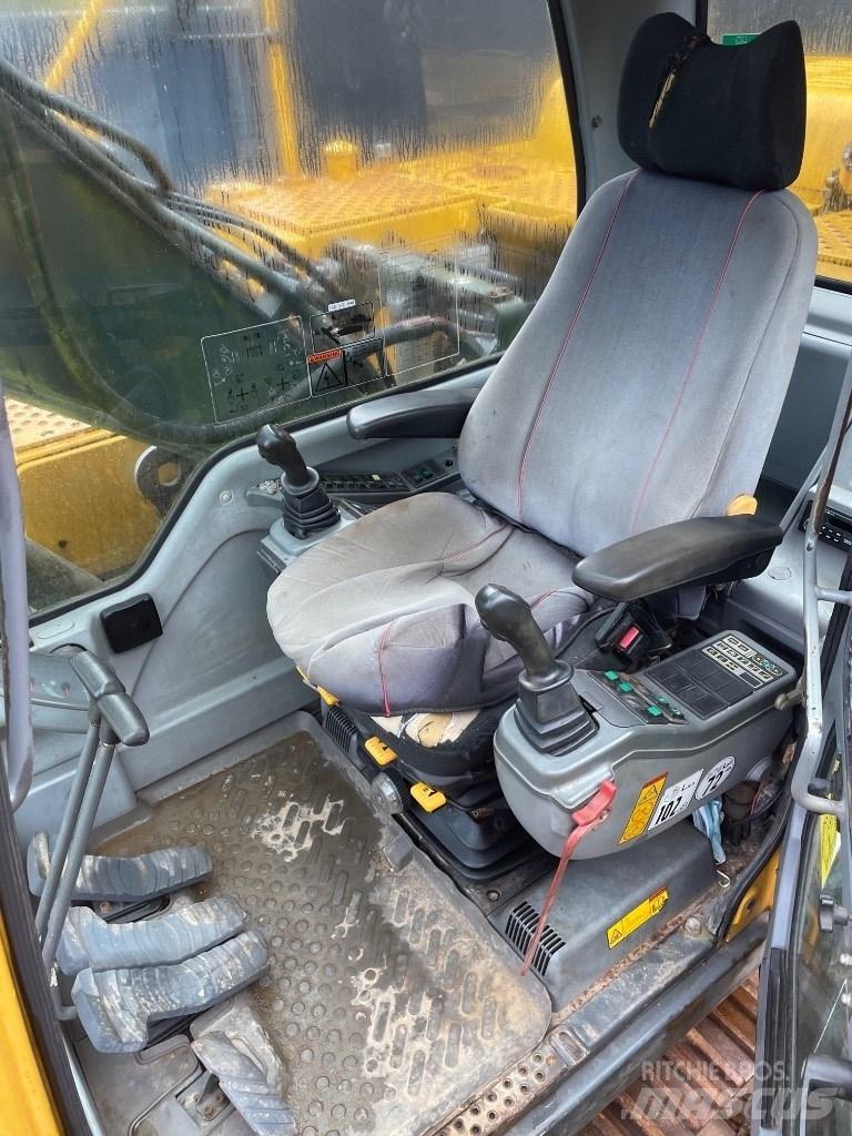 Volvo EC210B Гусеничные экскаваторы