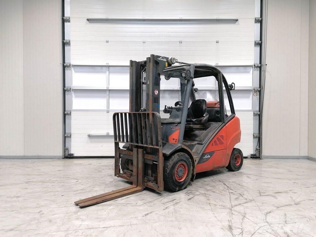 Linde H30T-02 Газовые погрузчики