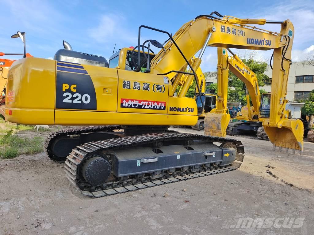Komatsu PC 220 Гусеничные экскаваторы
