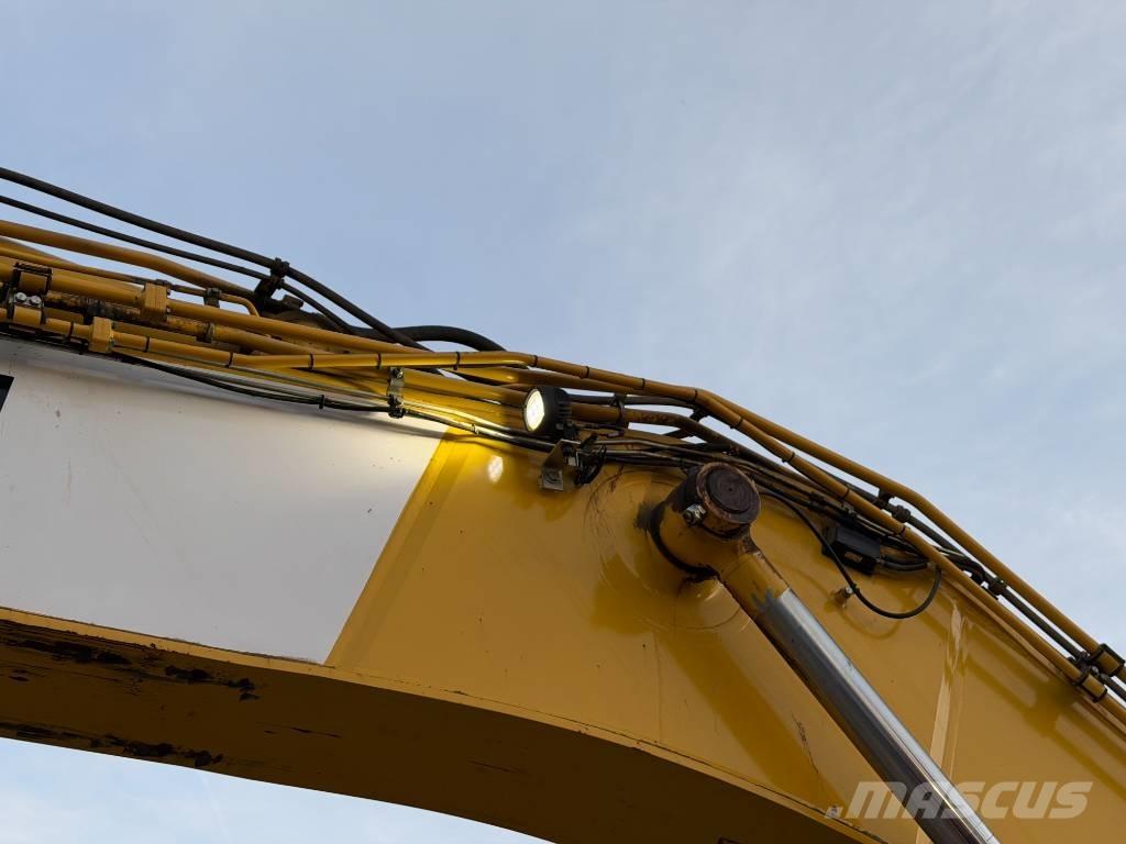 Komatsu PC 490 LC-11 Гусеничные экскаваторы