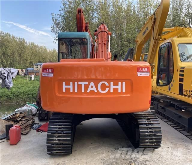 Hitachi EX120 Гусеничные экскаваторы