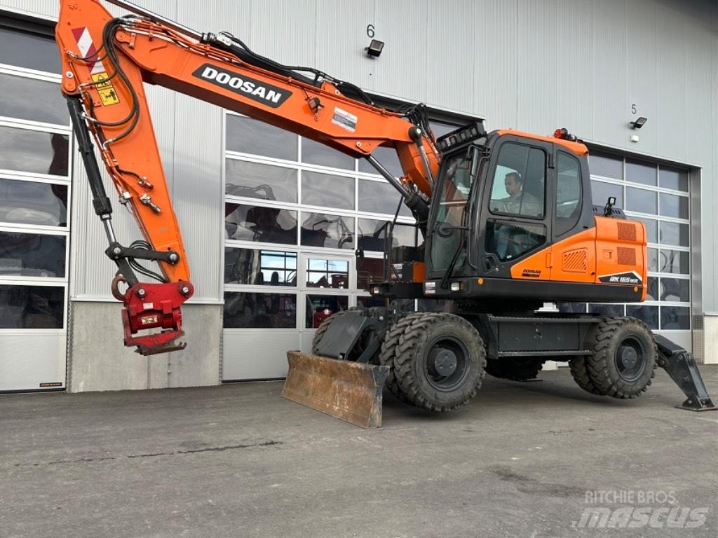 Develon DX165WR-7 Колёсные экскаваторы