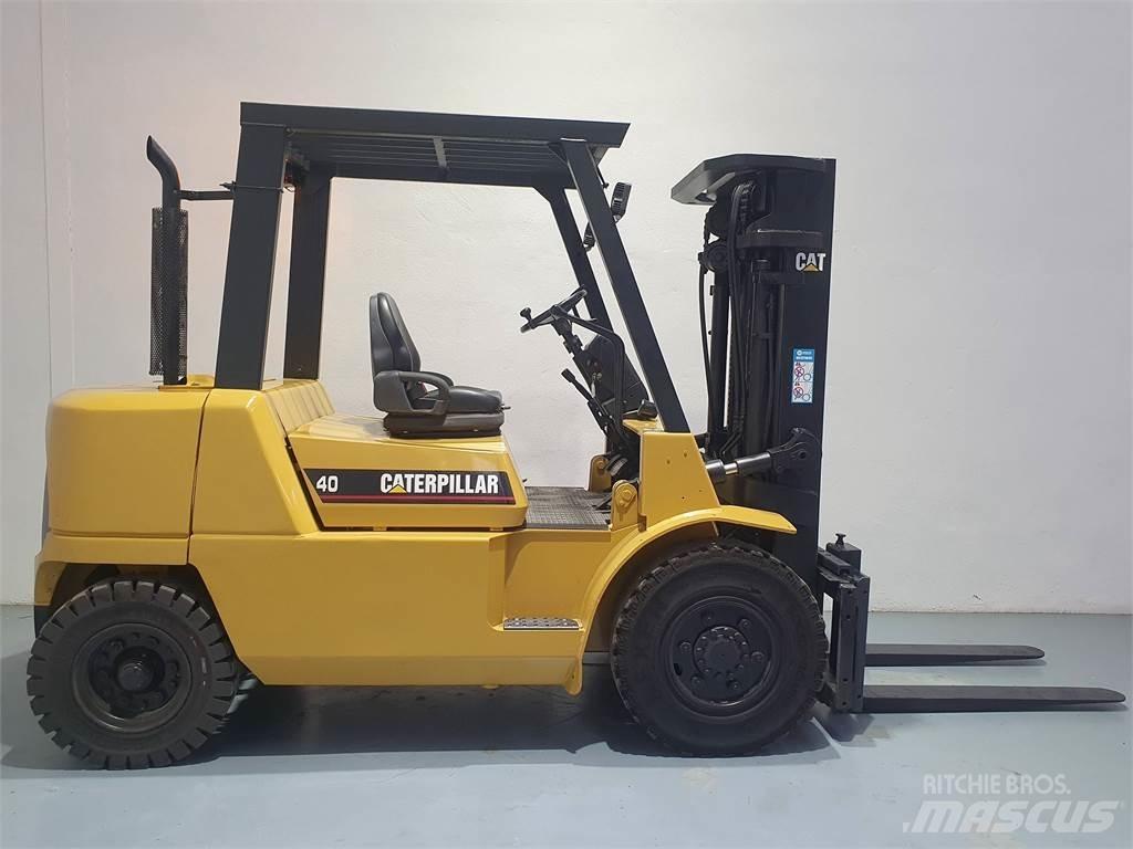 CAT DP40K MC Дизельные погрузчики