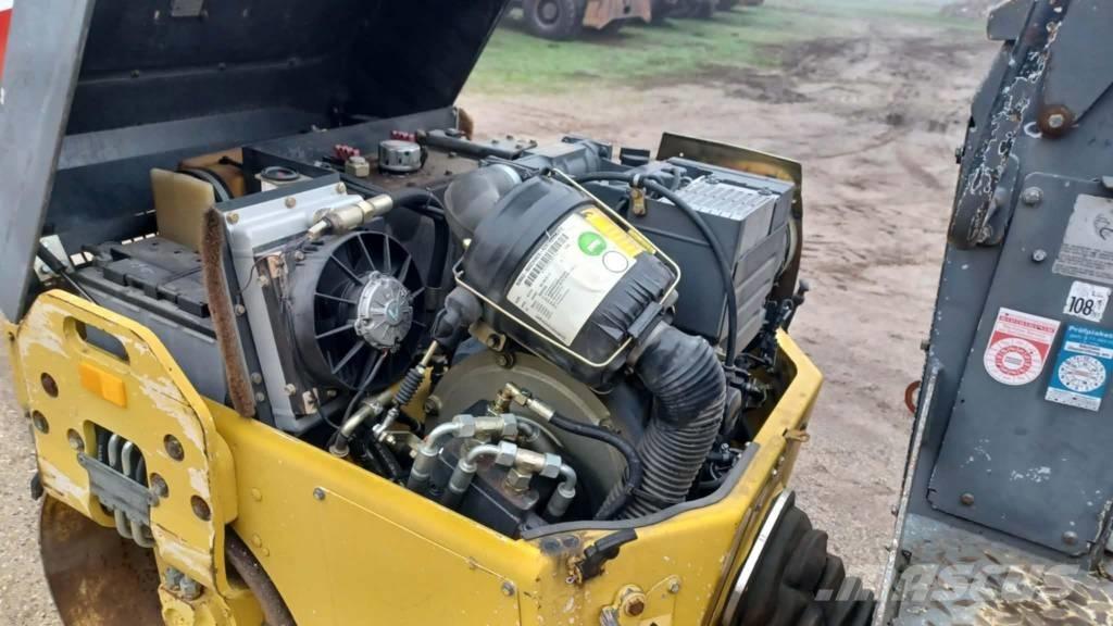 Bomag BW 100 AD-3 Катки тротуарные