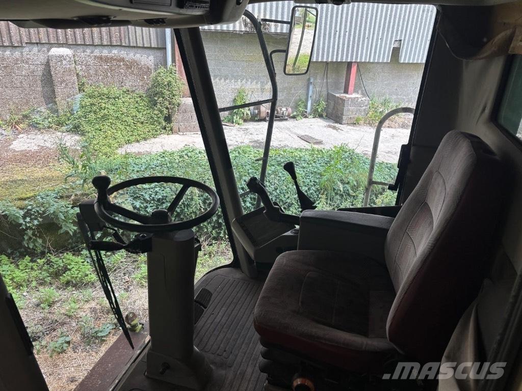 CLAAS Lexion 420 Зерноуборочные комбайны