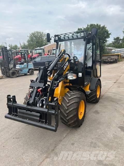 JCB 403 PLUS Сельскохозяйственные телескопические погрузчики