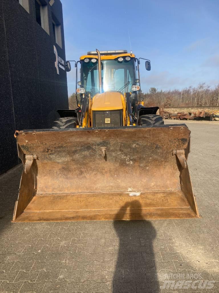 JCB 4 CX Экскаваторы-погрузчики