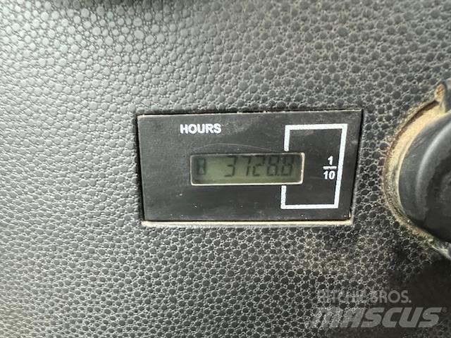 Bobcat E 57 W Колёсные экскаваторы