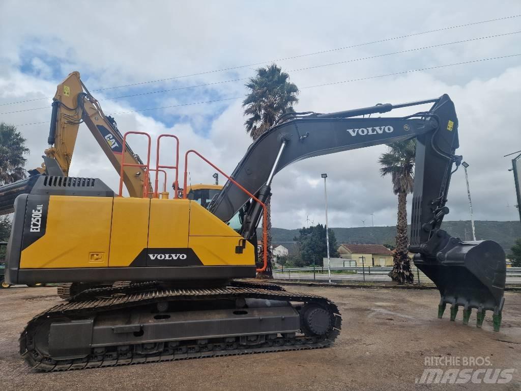 Volvo EC 250 ELN Гусеничные экскаваторы