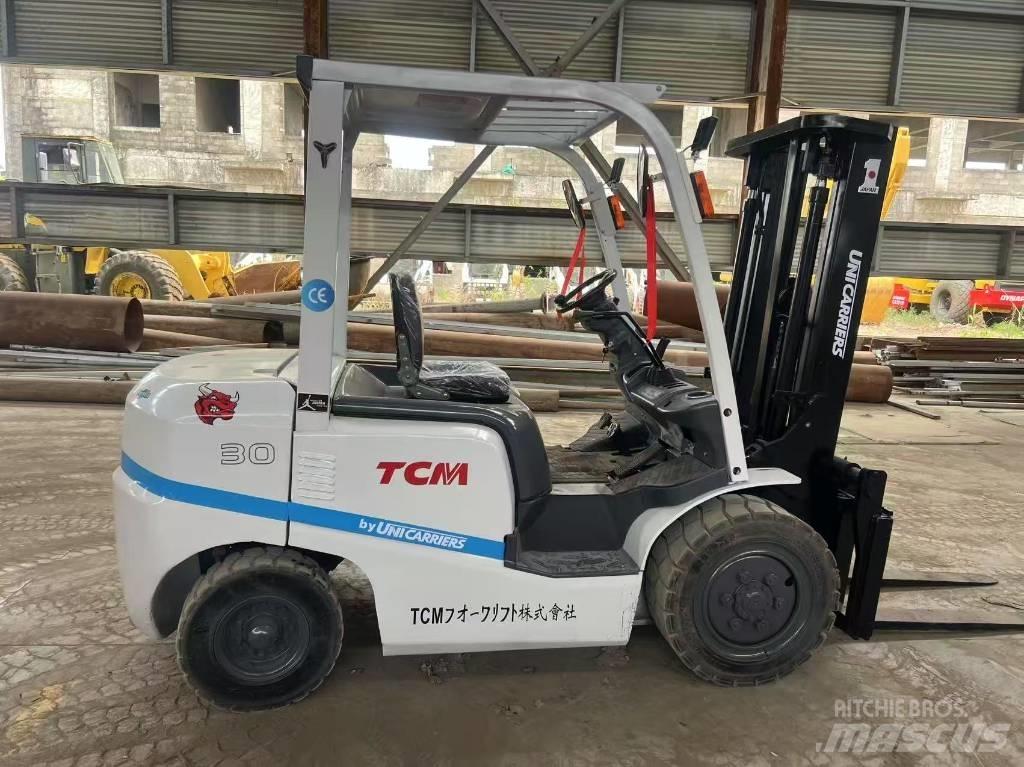 TCM FD 30 Дизельные погрузчики