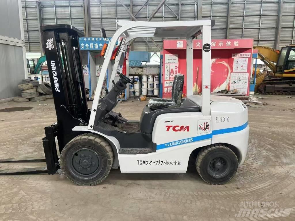 TCM FD 30 Дизельные погрузчики