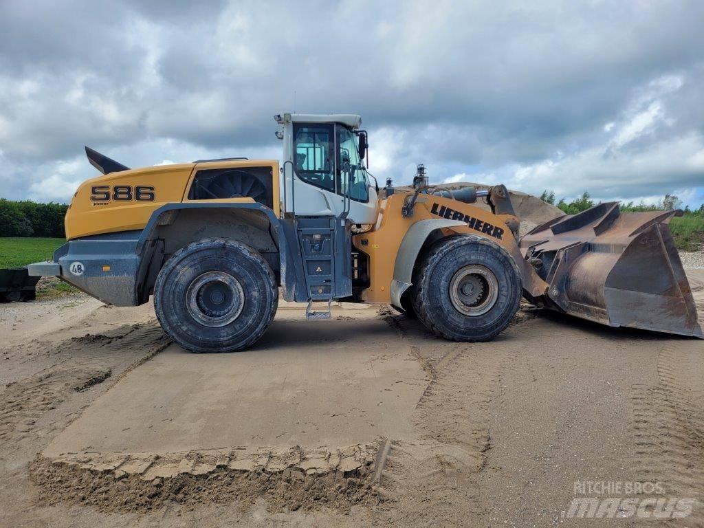 Liebherr L 586 Фронтальные погрузчики
