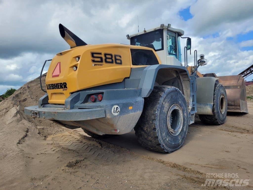 Liebherr L 586 Фронтальные погрузчики