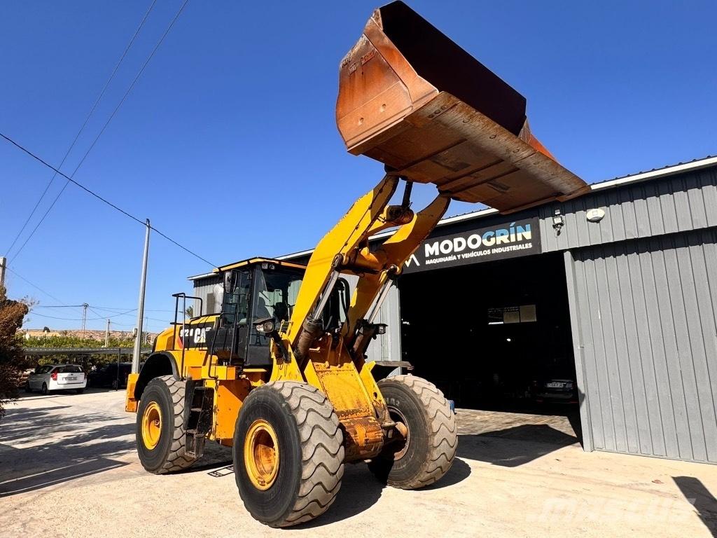 CAT 972 M Фронтальные погрузчики
