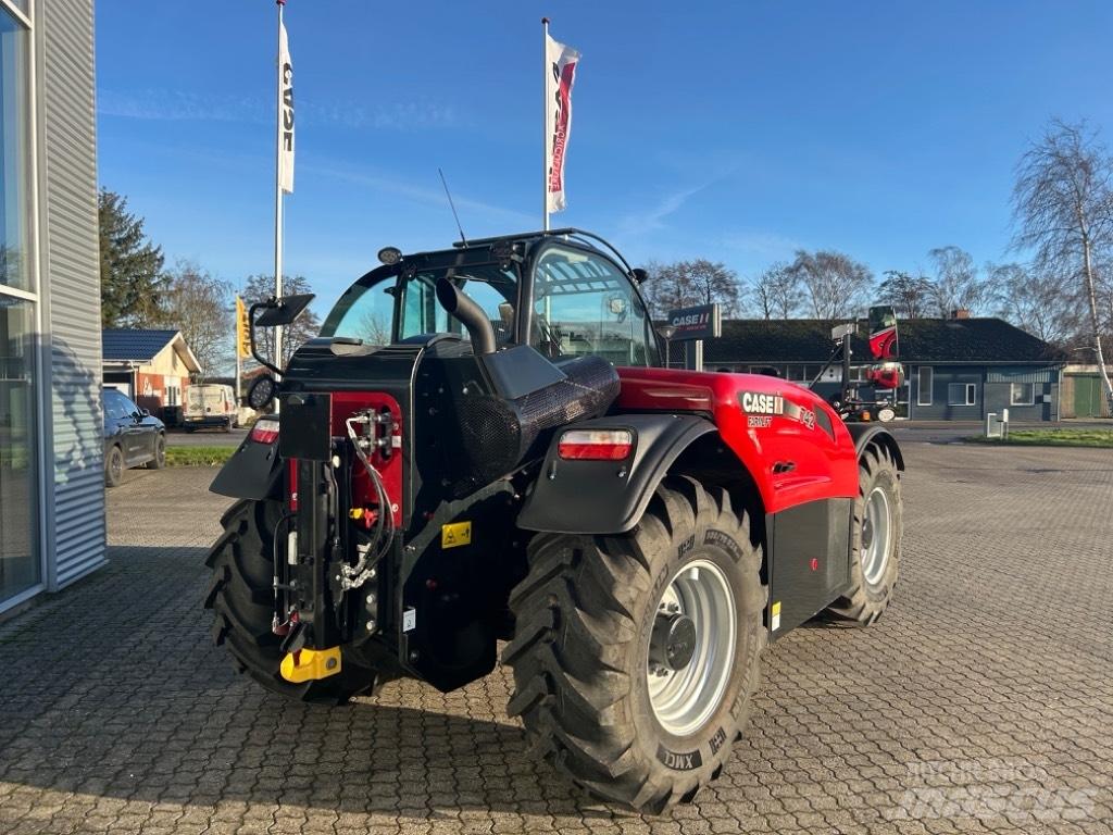 Case IH 742 Телескопические погрузчики