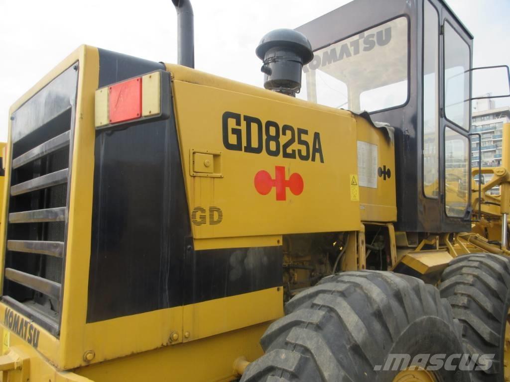 Komatsu GDD 623 Грейдеры