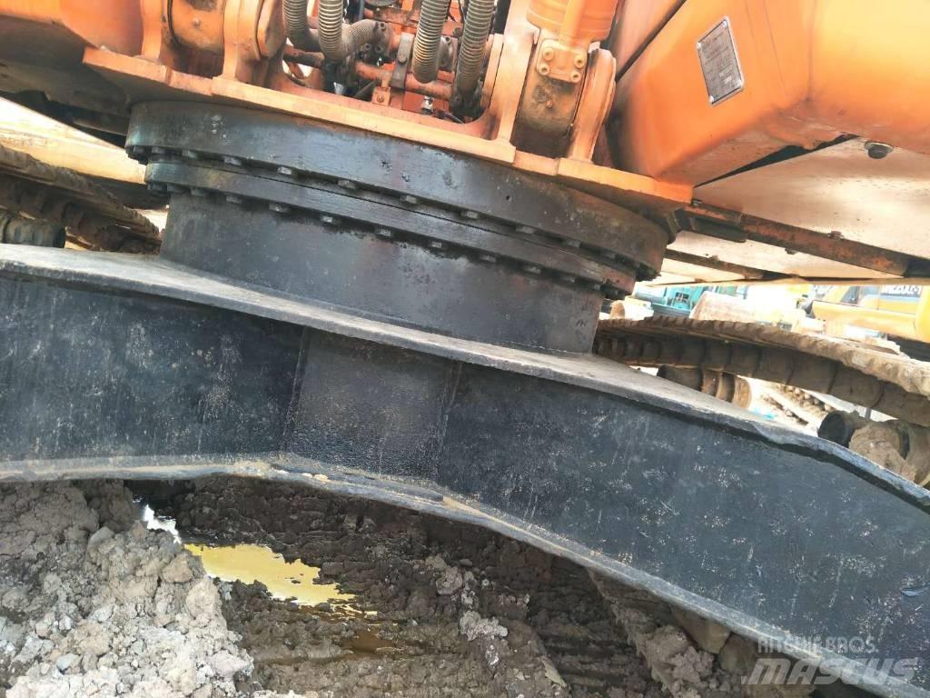 Doosan 225 Гусеничные экскаваторы