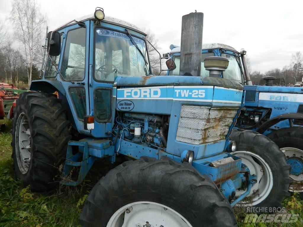 Ford TW 25 Трактора