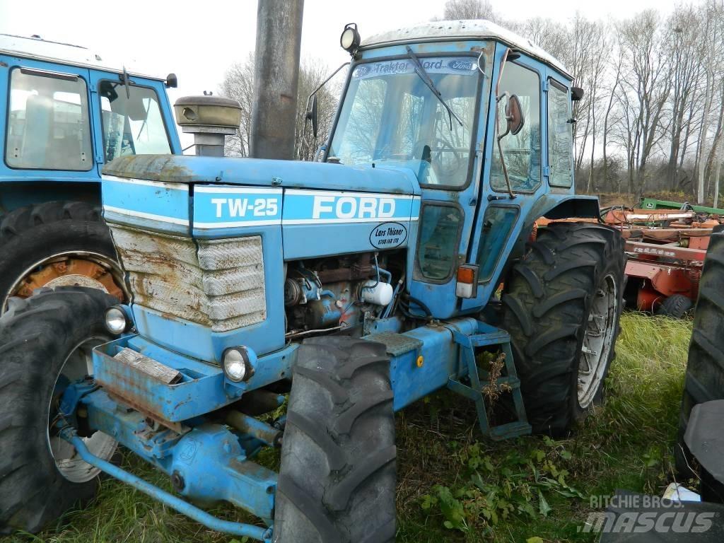 Ford TW 25 Трактора