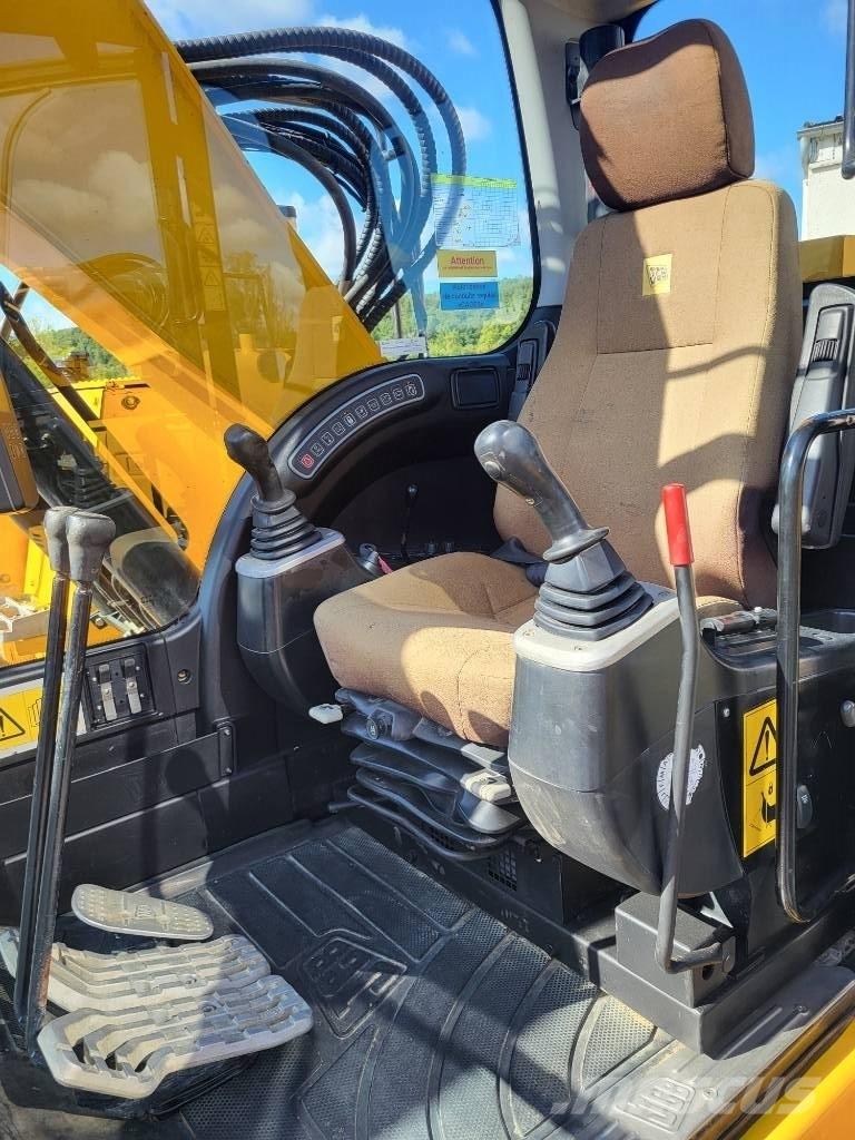 JCB JZ 140 LC Гусеничные экскаваторы