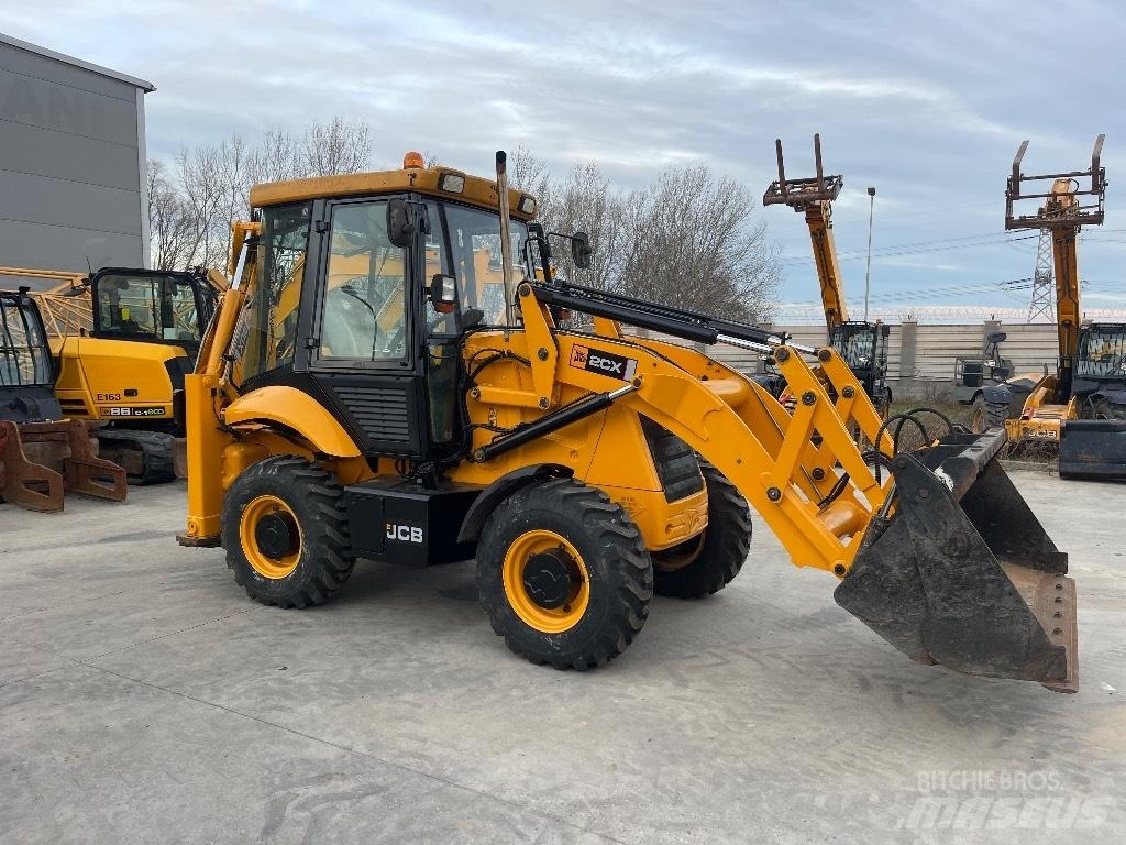 JCB 2 CX Экскаваторы-погрузчики