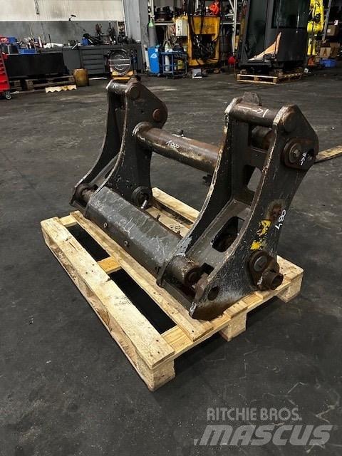 CASE 721 F Квик-каплеры