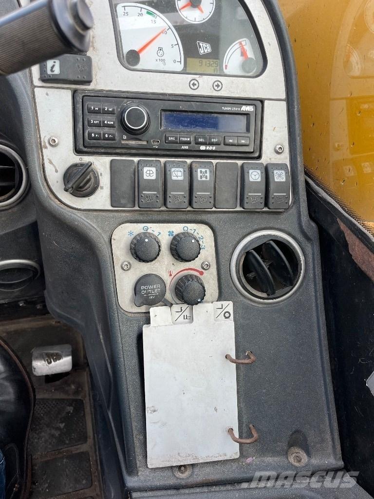 JCB 541-70 Agri Xtra Сельскохозяйственные телескопические погрузчики