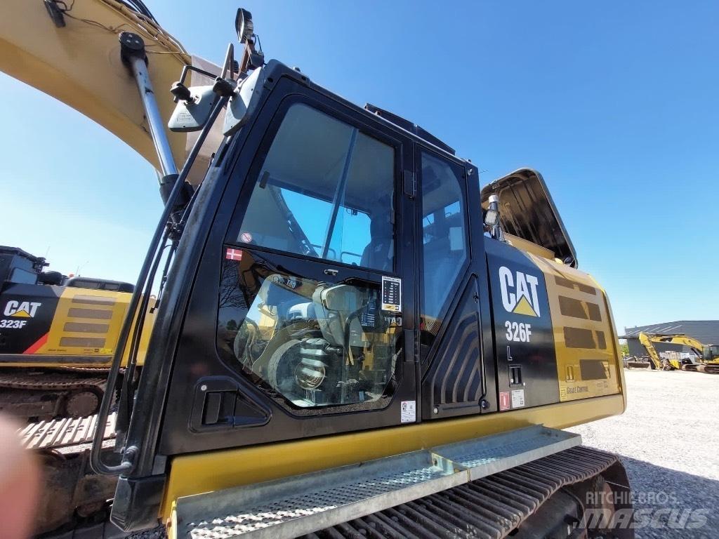 CAT 326 F L Гусеничные экскаваторы