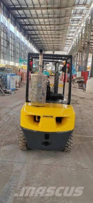 TCM FD 30 Дизельные погрузчики