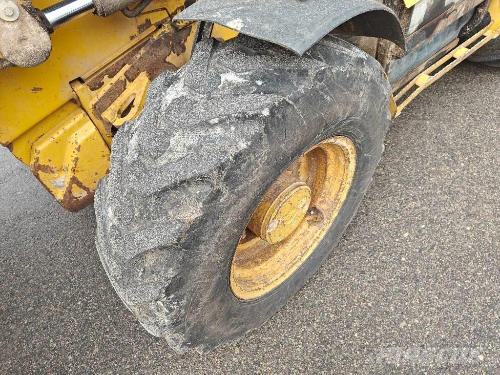 CAT 428 F Экскаваторы-погрузчики