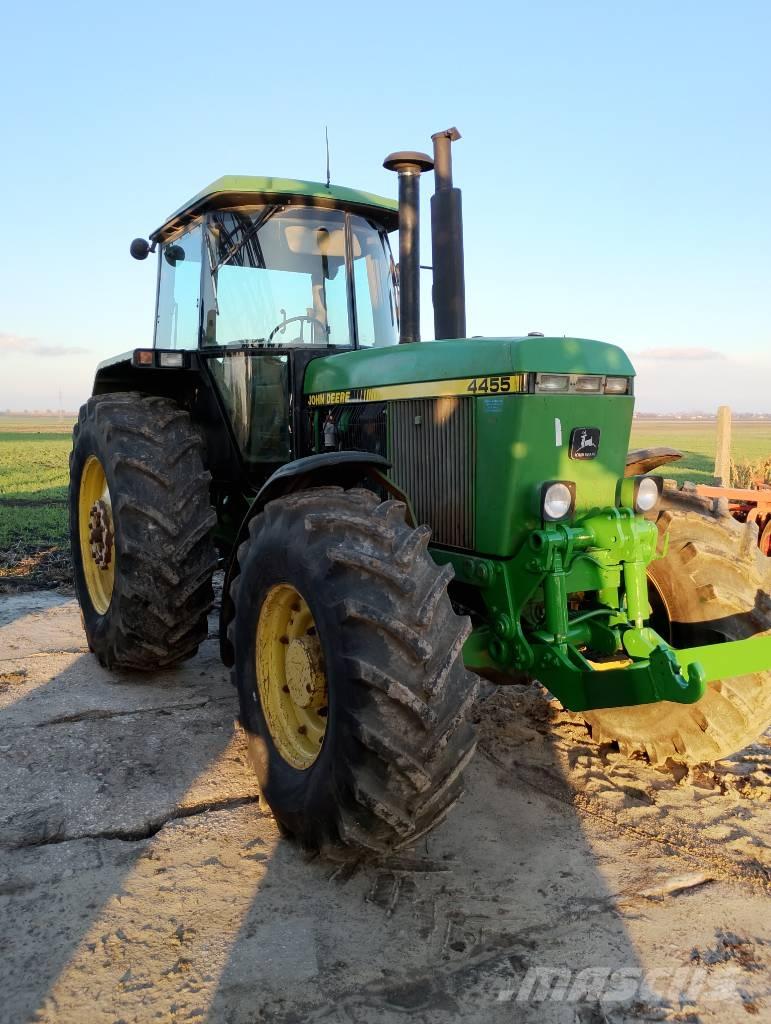 John Deere 4455 Трактора