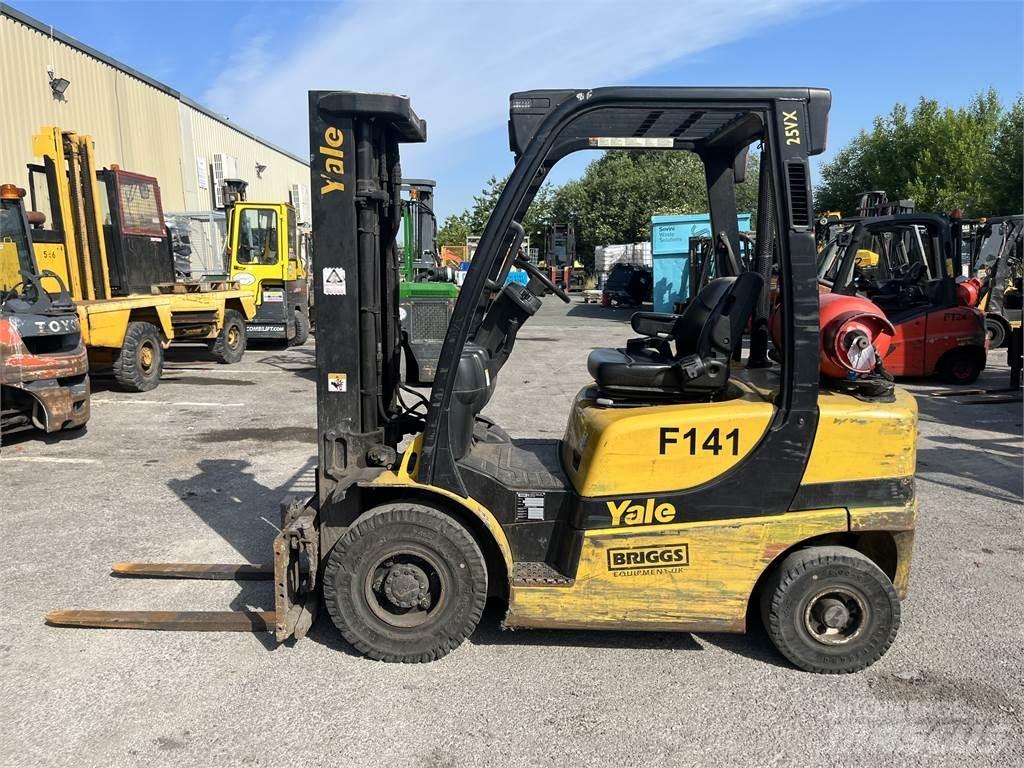 Yale GLP25VX Газовые погрузчики