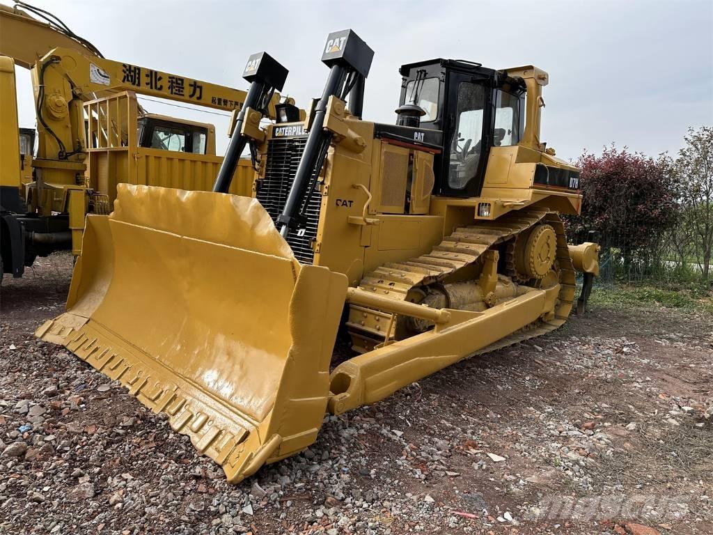 CAT D 7 H Гусеничные бульдозеры