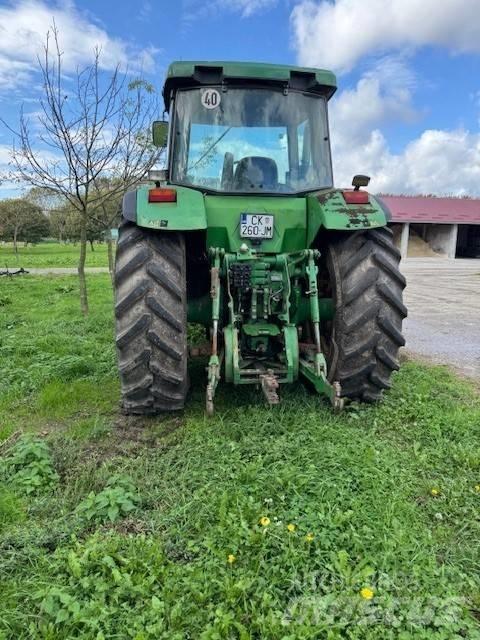 John Deere 8200 Трактора
