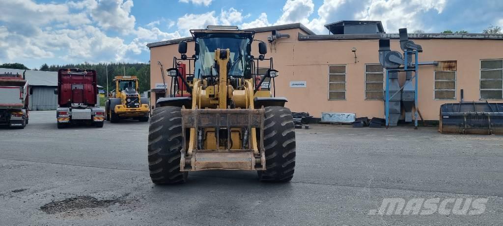 CAT 972 K Фронтальные погрузчики