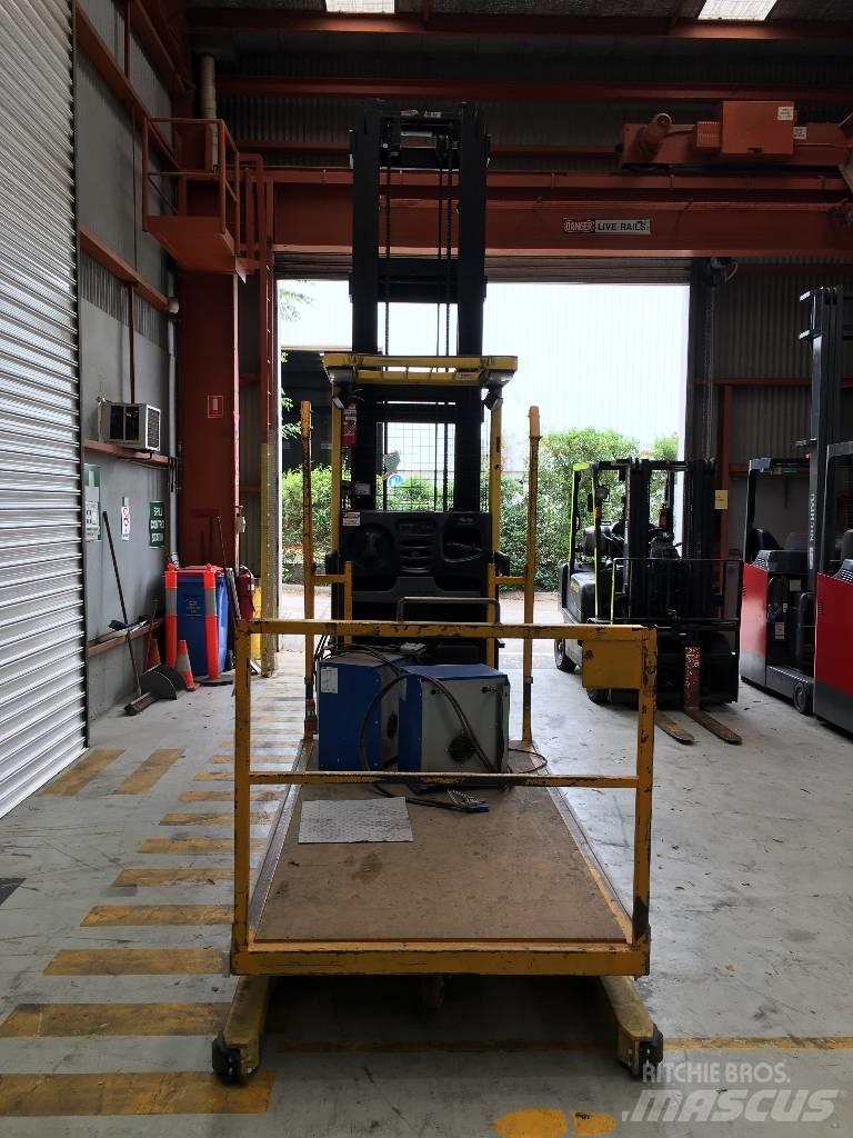 Hyster R30XMF3 Высотные комплектовщики