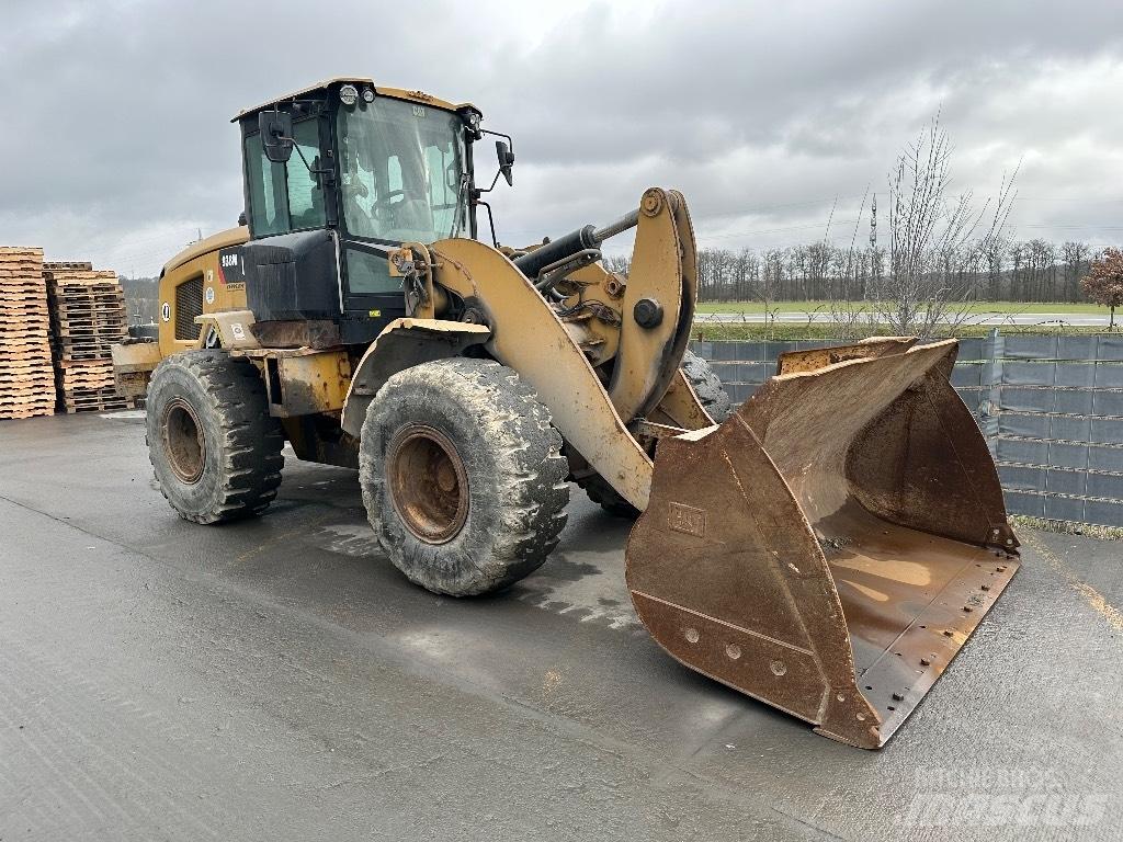 CAT 938 M Фронтальные погрузчики